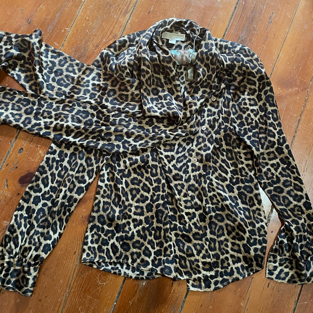 Michael KORS Leopard Print Button Down Sash Tie Collar